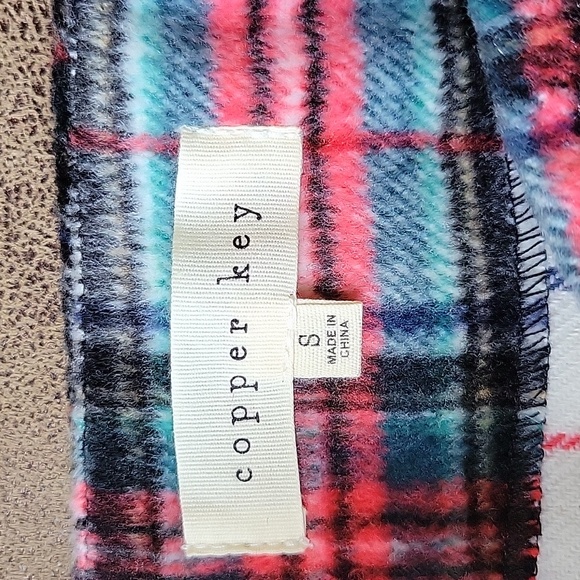 NWT Copper Key Fleece Pocketed Skirt - Picture 3 of 7